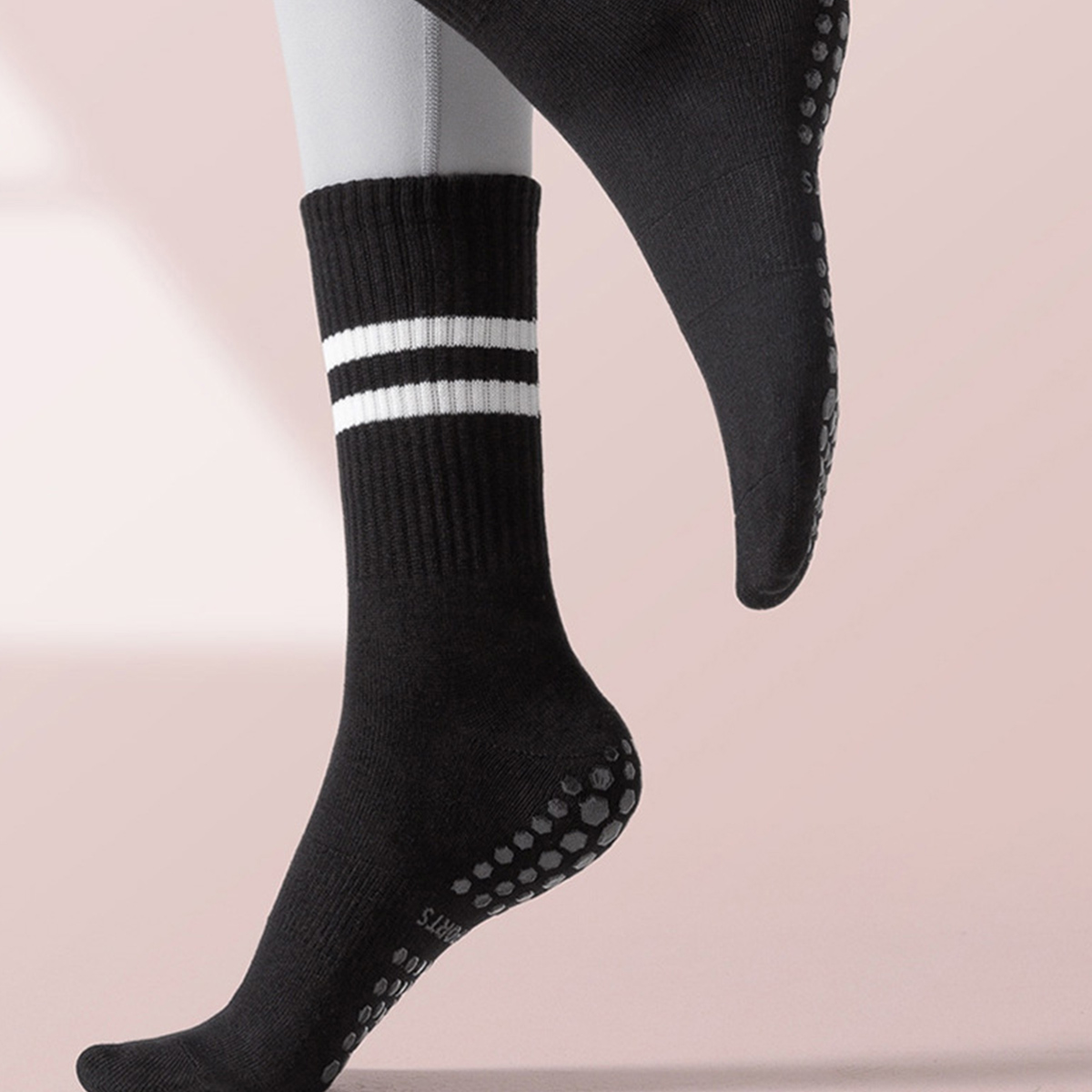 2pcs Pilates Socks with Grips  – обзор и цена Pilates Yoga Barre