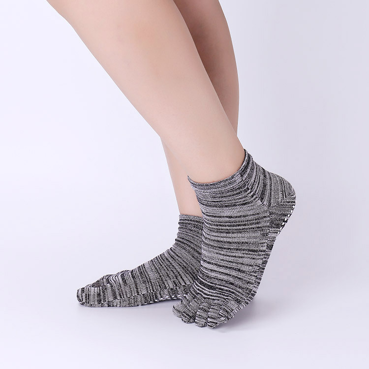 Non-Slip Yoga Socks with Grips – обзор и цена Pilates Yoga Barre